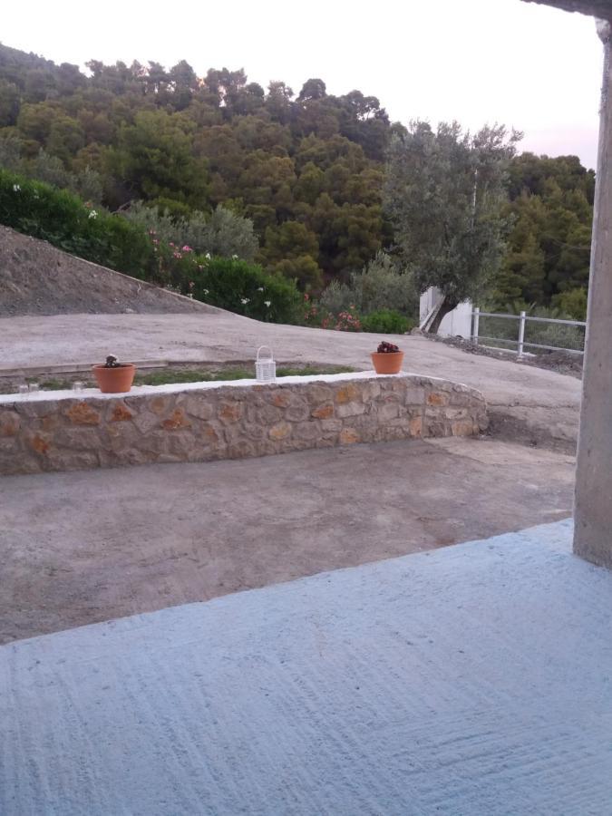 דירות Epidaurus Nera'S View מראה חיצוני תמונה